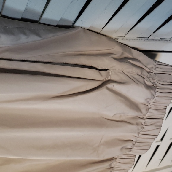 Footjoy taupe snap 1/2  button down packable mens golf vest size L - Picture 3 of 7